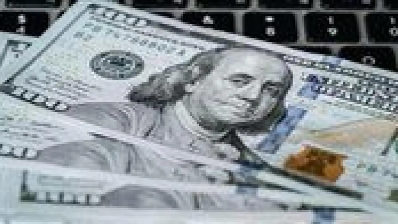 تغيرات سعر الدولار أمام الجنيه تثير تساؤلات اليوم
